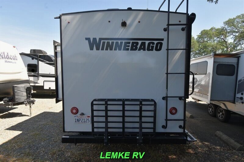 2021 Winnebago Micro Minnie 1808FBS   - Photo 8 - Rocklin, CA 95677