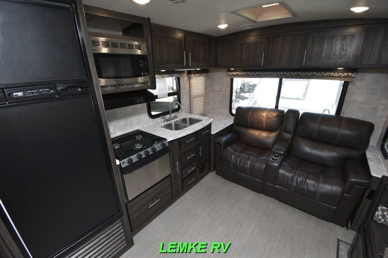 2017 Highland Ridge Open Range Ultra Lite 2410RL   - Photo 12 - Rocklin, CA 95677