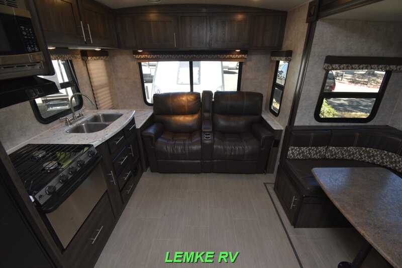 2017 Highland Ridge Open Range Ultra Lite 2410RL   - Photo 2 - Rocklin, CA 95677