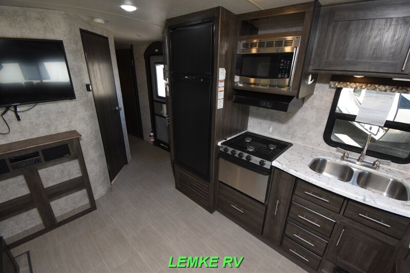 2017 Highland Ridge Open Range Ultra Lite 2410RL   - Photo 22 - Rocklin, CA 95677