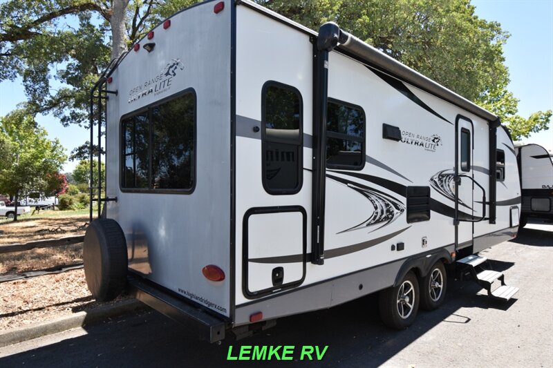 2017 Highland Ridge Open Range Ultra Lite 2410RL   - Photo 9 - Rocklin, CA 95677