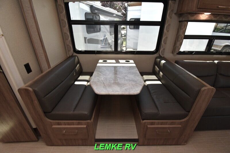 2022 Entegra Odyssey 26D   - Photo 23 - Rocklin, CA 95677