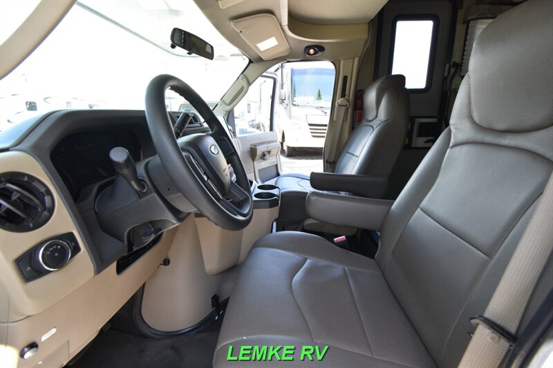 2022 Entegra Odyssey 26D   - Photo 25 - Rocklin, CA 95677