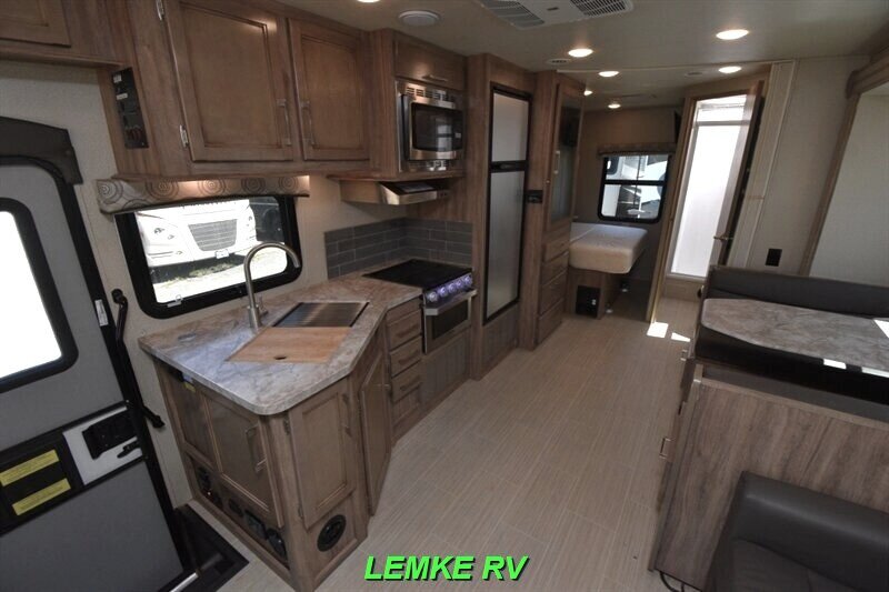 2022 Entegra Odyssey 26D   - Photo 13 - Rocklin, CA 95677