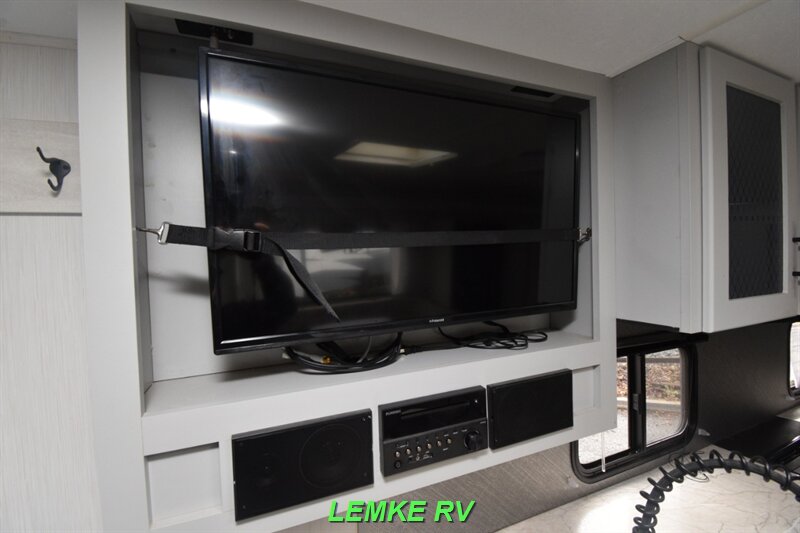 2021 Forest River Vibe 22RB   - Photo 21 - Rocklin, CA 95677