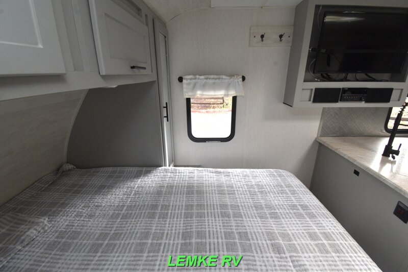 2021 Forest River Vibe 22RB   - Photo 17 - Rocklin, CA 95677