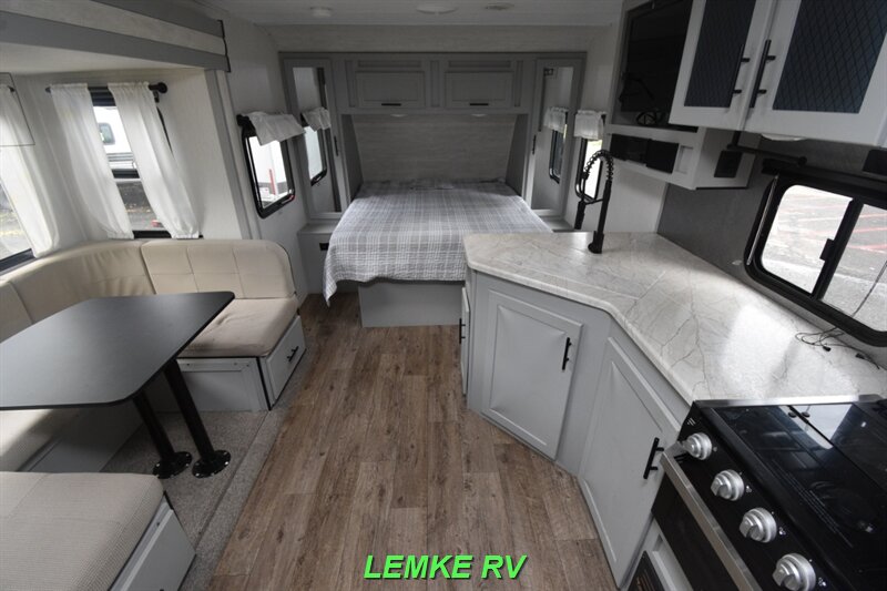 2021 Forest River Vibe 22RB   - Photo 5 - Rocklin, CA 95677