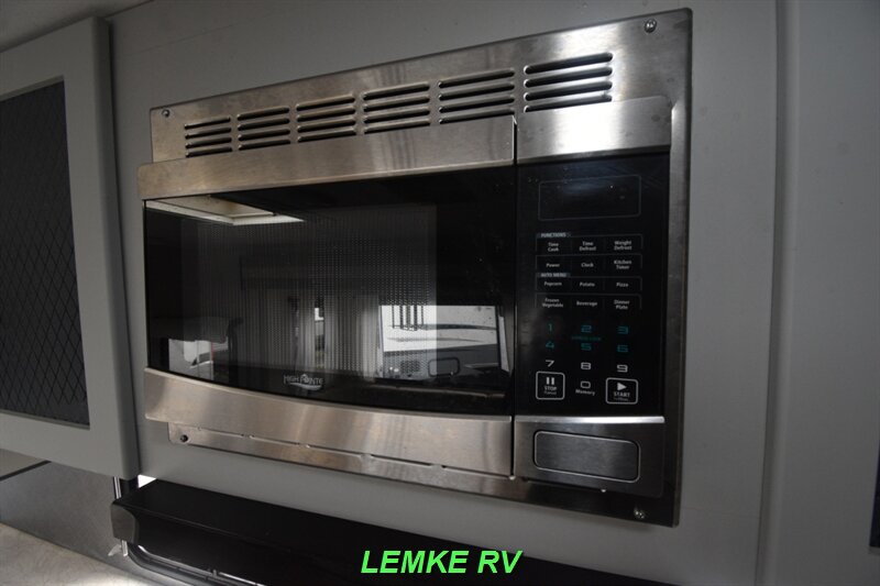 2021 Forest River Vibe 22RB   - Photo 13 - Rocklin, CA 95677