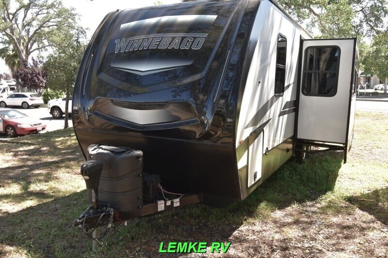2022 Winnebago Voyage 3033BH   - Photo 6 - Rocklin, CA 95677