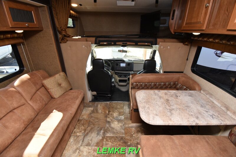 2017 Coachmen Leprechaun 310BH   - Photo 5 - Rocklin, CA 95677