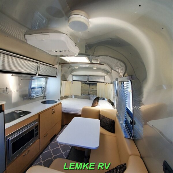 2015 Airstream Bambi 22FB   - Photo 10 - Rocklin, CA 95677