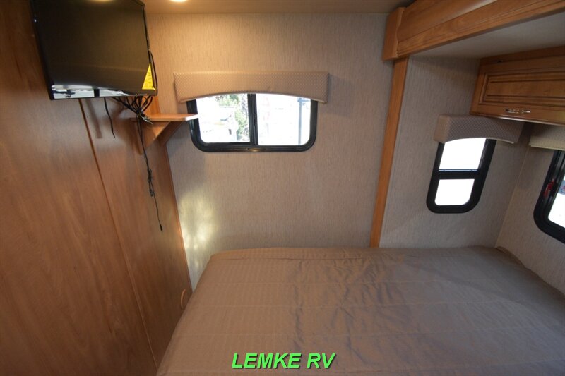 2019 Nexus RV Viper 25V   - Photo 22 - Rocklin, CA 95677