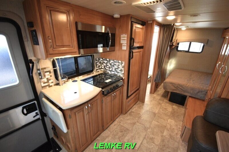 2019 Nexus RV Viper 25V   - Photo 12 - Rocklin, CA 95677