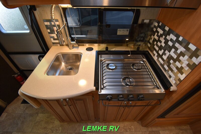 2019 Nexus RV Viper 25V   - Photo 16 - Rocklin, CA 95677