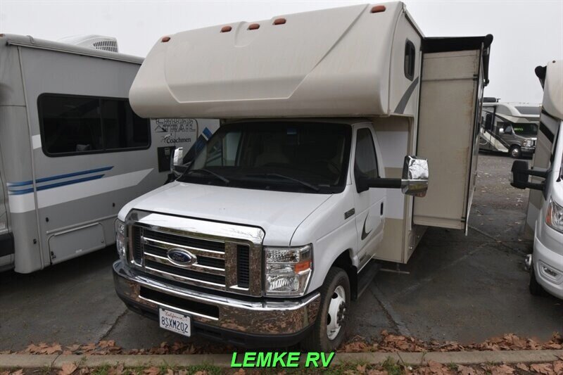 2020 Winnebago Minnie Winnie 31K   - Photo 6 - Rocklin, CA 95677