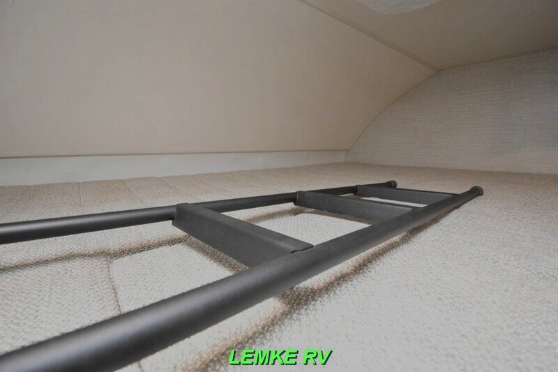 2020 Winnebago Minnie Winnie 31K   - Photo 23 - Rocklin, CA 95677