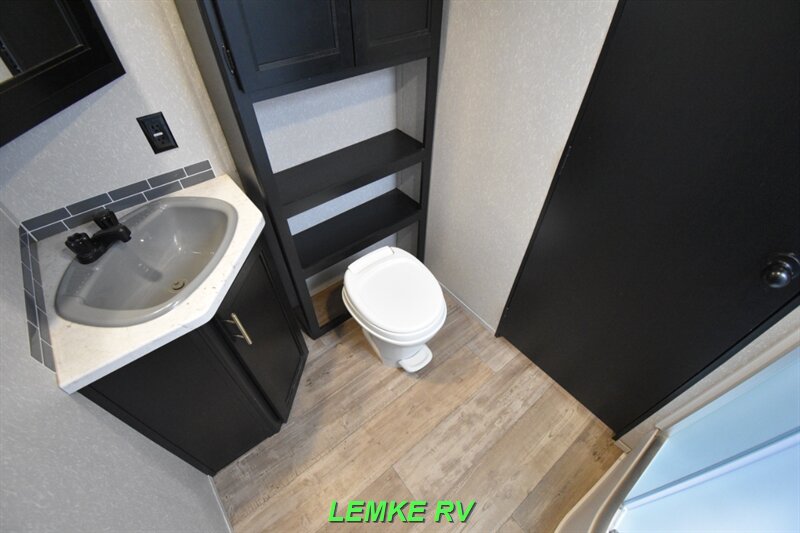 2021 Forest River Cherokee Grey Wolf Limited 23MK   - Photo 21 - Rocklin, CA 95677