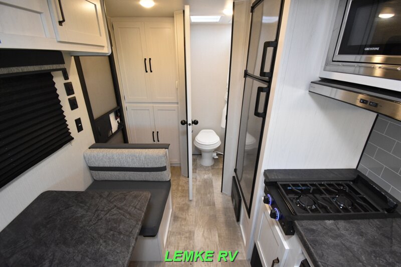 2024 Palomino Puma Ultra Lite 12FBS   - Photo 2 - Rocklin, CA 95677