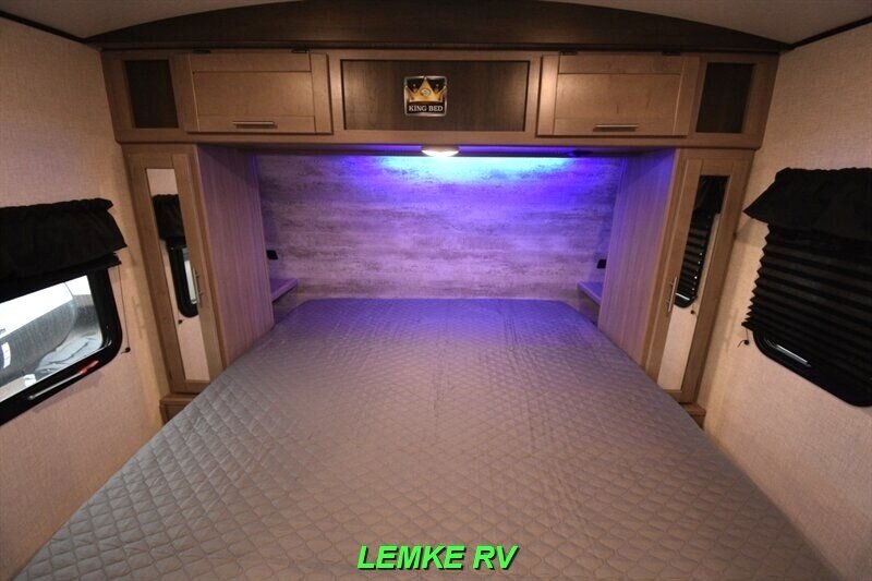 2021 Crossroads RV Sunset Trail 272BH   - Photo 17 - Rocklin, CA 95677