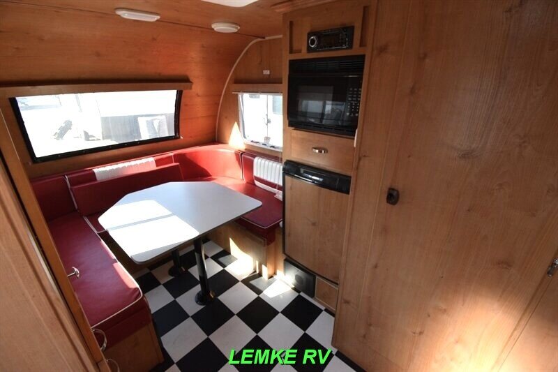 2018 Riverside RV Retro 157   - Photo 9 - Rocklin, CA 95677