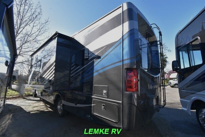 2021 Thor Magnitude XG32   - Photo 7 - Rocklin, CA 95677