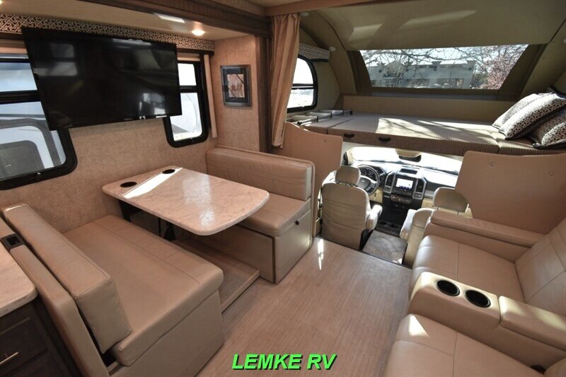 2021 Thor Magnitude XG32   - Photo 10 - Rocklin, CA 95677