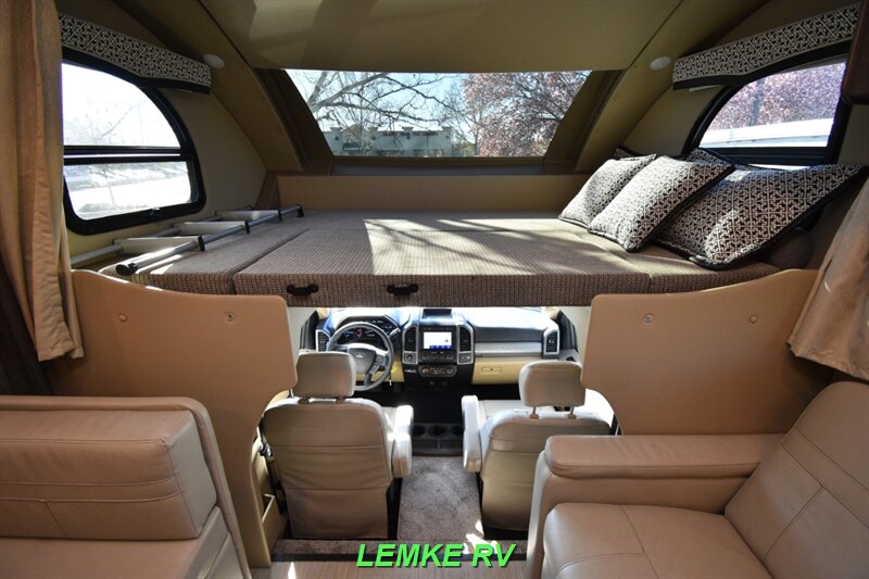 2021 Thor Magnitude XG32   - Photo 15 - Rocklin, CA 95677