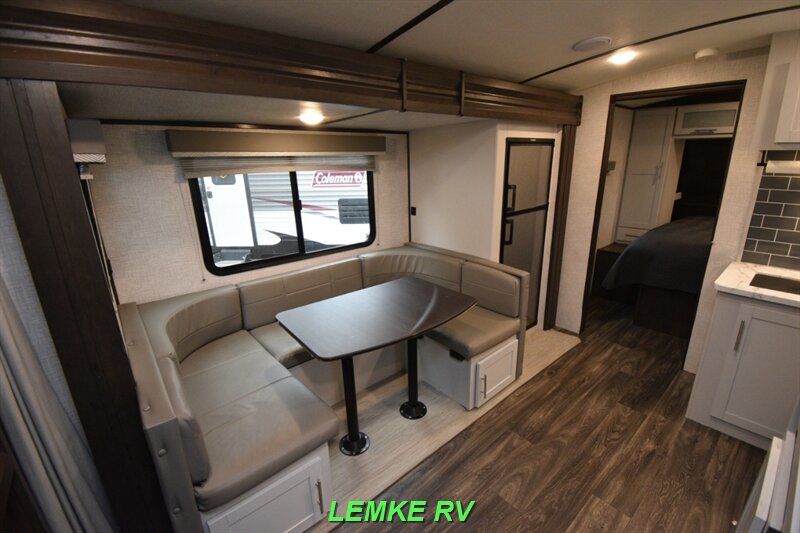 2021 Keystone Bullet Ultra Lite 250BHS   - Photo 11 - Rocklin, CA 95677