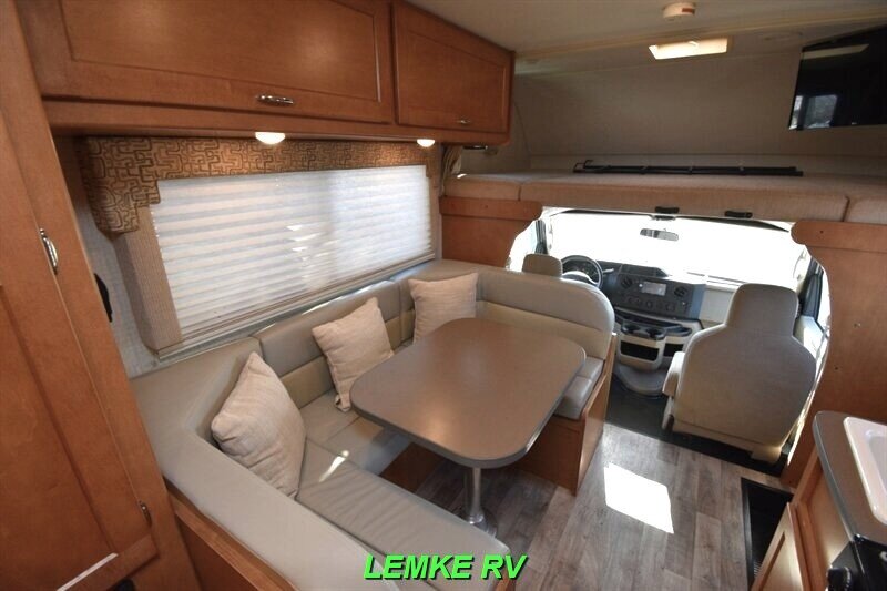 2017 Winnebago Minnie Winnie 22R   - Photo 13 - Rocklin, CA 95677