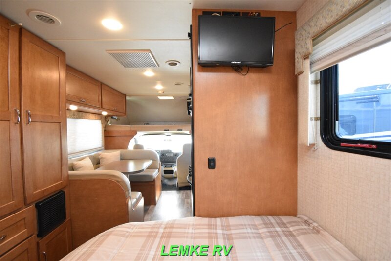 2017 Winnebago Minnie Winnie 22R   - Photo 16 - Rocklin, CA 95677