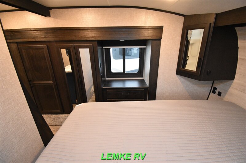 2023 Jayco Eagle HT 28.5RSTS   - Photo 18 - Rocklin, CA 95677