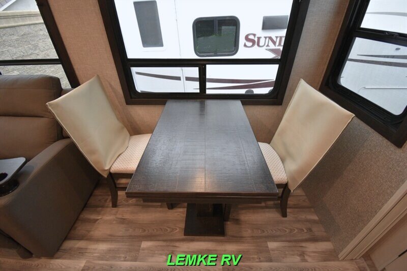 2023 Jayco Eagle HT 28.5RSTS   - Photo 23 - Rocklin, CA 95677