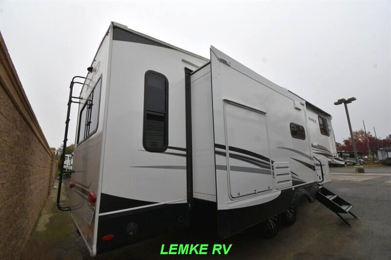 2023 Jayco Eagle HT 28.5RSTS   - Photo 8 - Rocklin, CA 95677