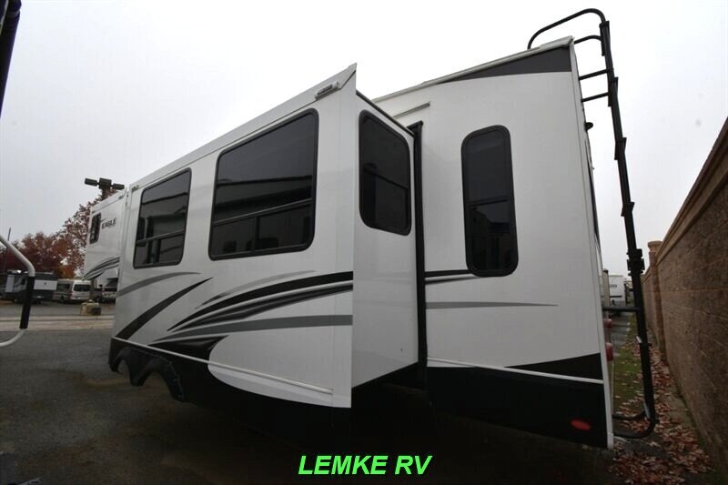 2023 Jayco Eagle HT 28.5RSTS   - Photo 7 - Rocklin, CA 95677