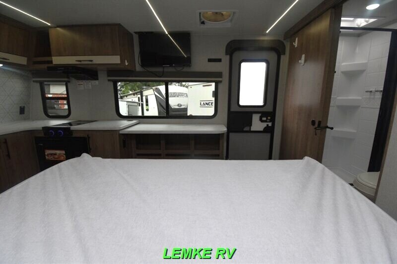 2024 Grand Design Imagine AIM 14MS   - Photo 18 - Rocklin, CA 95677