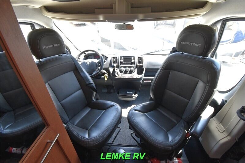 2018 Roadtrek Zion   - Photo 11 - Rocklin, CA 95677