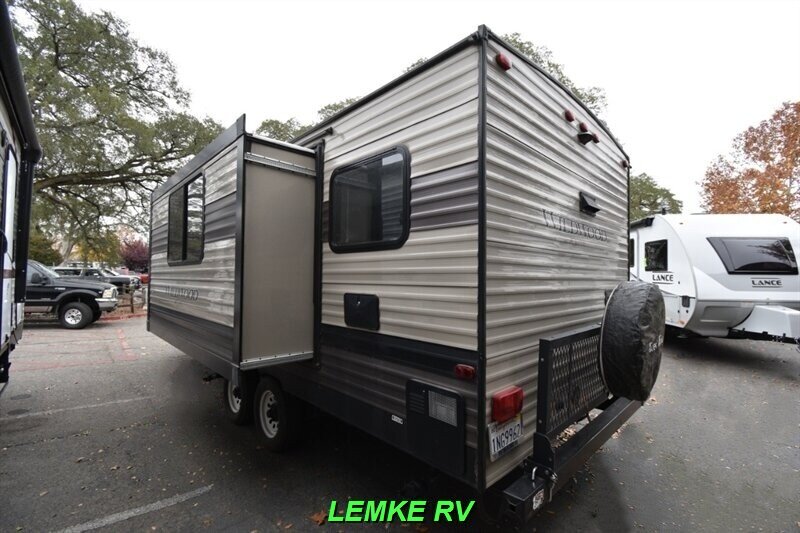 2019 Forest River Wildwood X-Lite 231RKXL   - Photo 8 - Rocklin, CA 95677