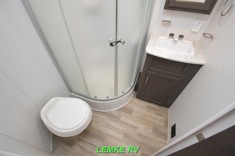 2019 Forest River Wildwood X-Lite 231RKXL   - Photo 20 - Rocklin, CA 95677