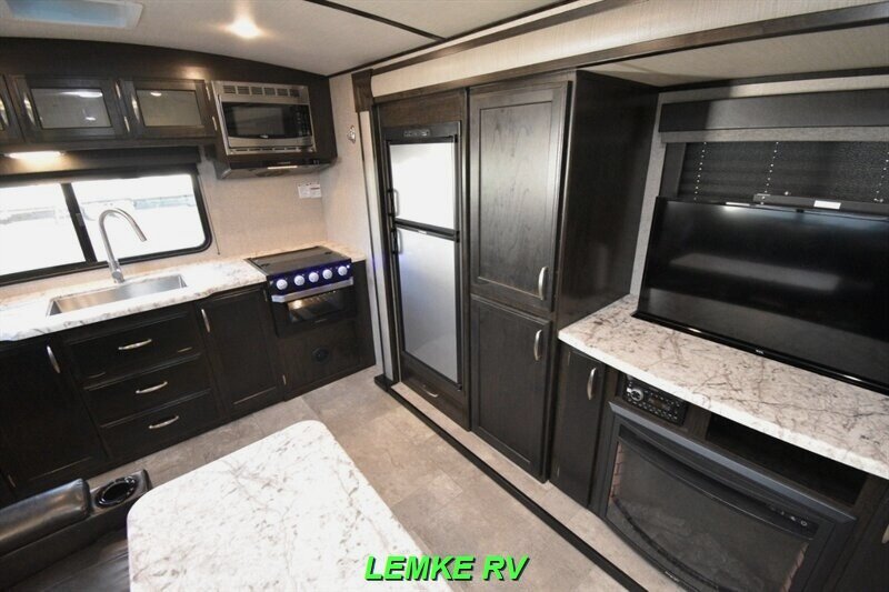 2019 Grand Design Imagine 2250RK   - Photo 11 - Rocklin, CA 95677