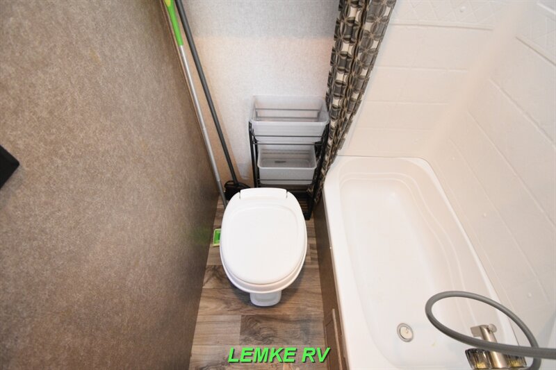 2018 Jayco Octane 161   - Photo 18 - Rocklin, CA 95677