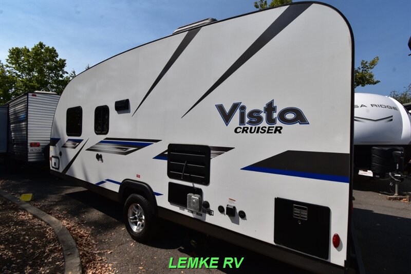 2022 Gulf Stream Vista Cruiser 19MBS   - Photo 7 - Rocklin, CA 95677