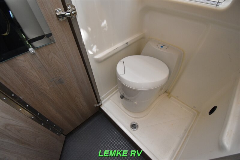 2022 Winnebago Solis 59PX   - Photo 17 - Rocklin, CA 95677