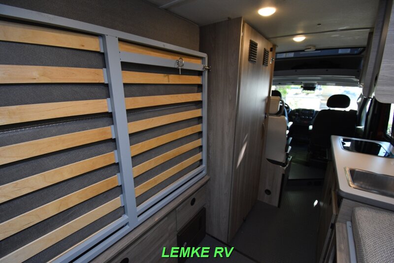 2022 Winnebago Solis 59PX   - Photo 23 - Rocklin, CA 95677