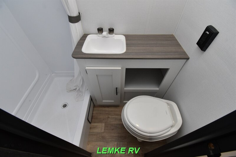 2021 Keystone Hideout 174RK   - Photo 15 - Rocklin, CA 95677