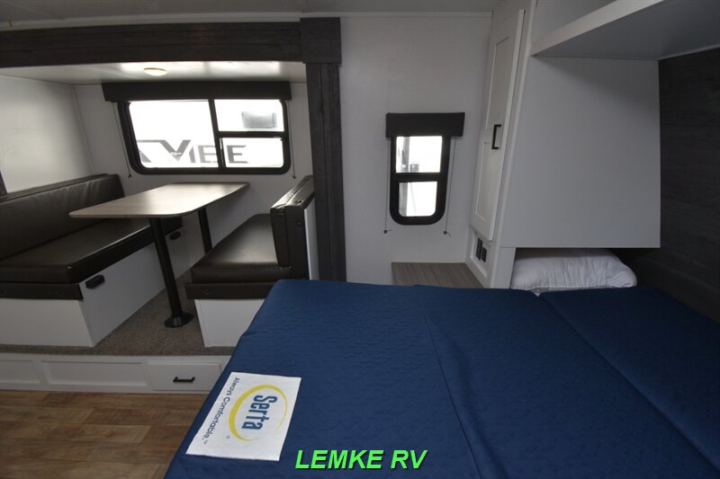 2021 Keystone Hideout 174RK   - Photo 18 - Rocklin, CA 95677