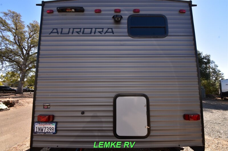 2024 Forest River Aurora Light 26BHS   - Photo 7 - Rocklin, CA 95677