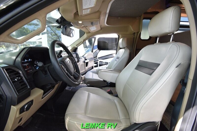 2022 Thor Omni SV34   - Photo 27 - Rocklin, CA 95677