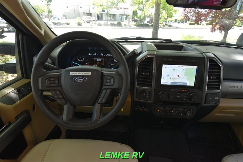 2022 Thor Omni SV34   - Photo 27 - Rocklin, CA 95677