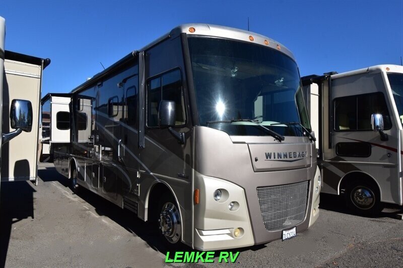 2015 Winnebago Vista LX 35F   - Photo 1 - Rocklin, CA 95677