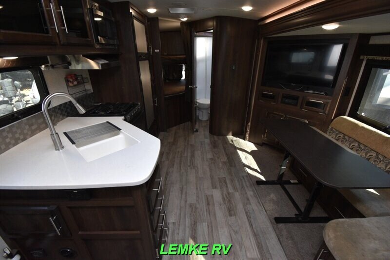 2018 Jayco White Hawk 24MBH   - Photo 2 - Rocklin, CA 95677